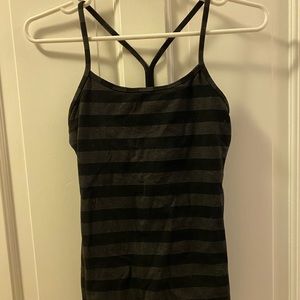 LULULEMON - Y TANK